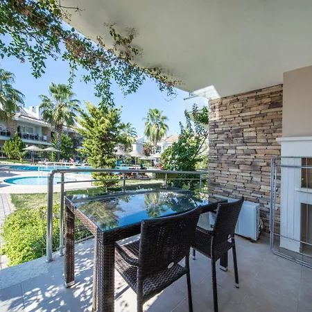 Blue * Φετιγιέ