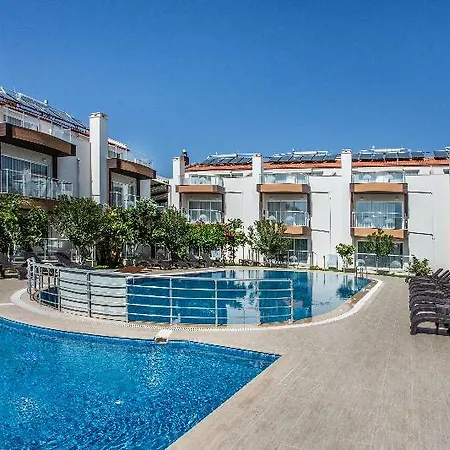 Blue * Φετιγιέ